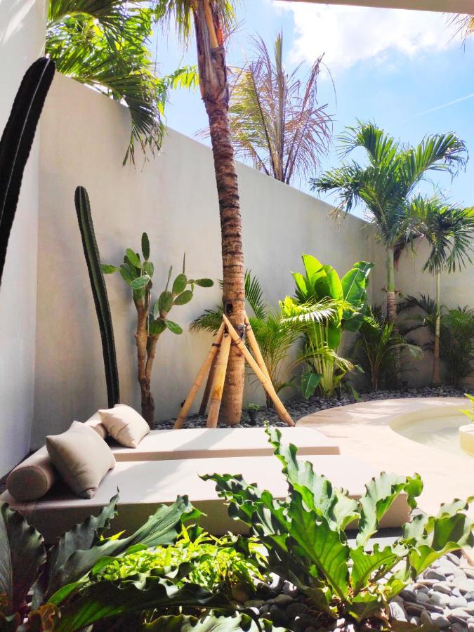 Villa Feh Bali By House Of Winds - Neo Tropical Eden Near Canggu Kerobokan  Exterior photo
