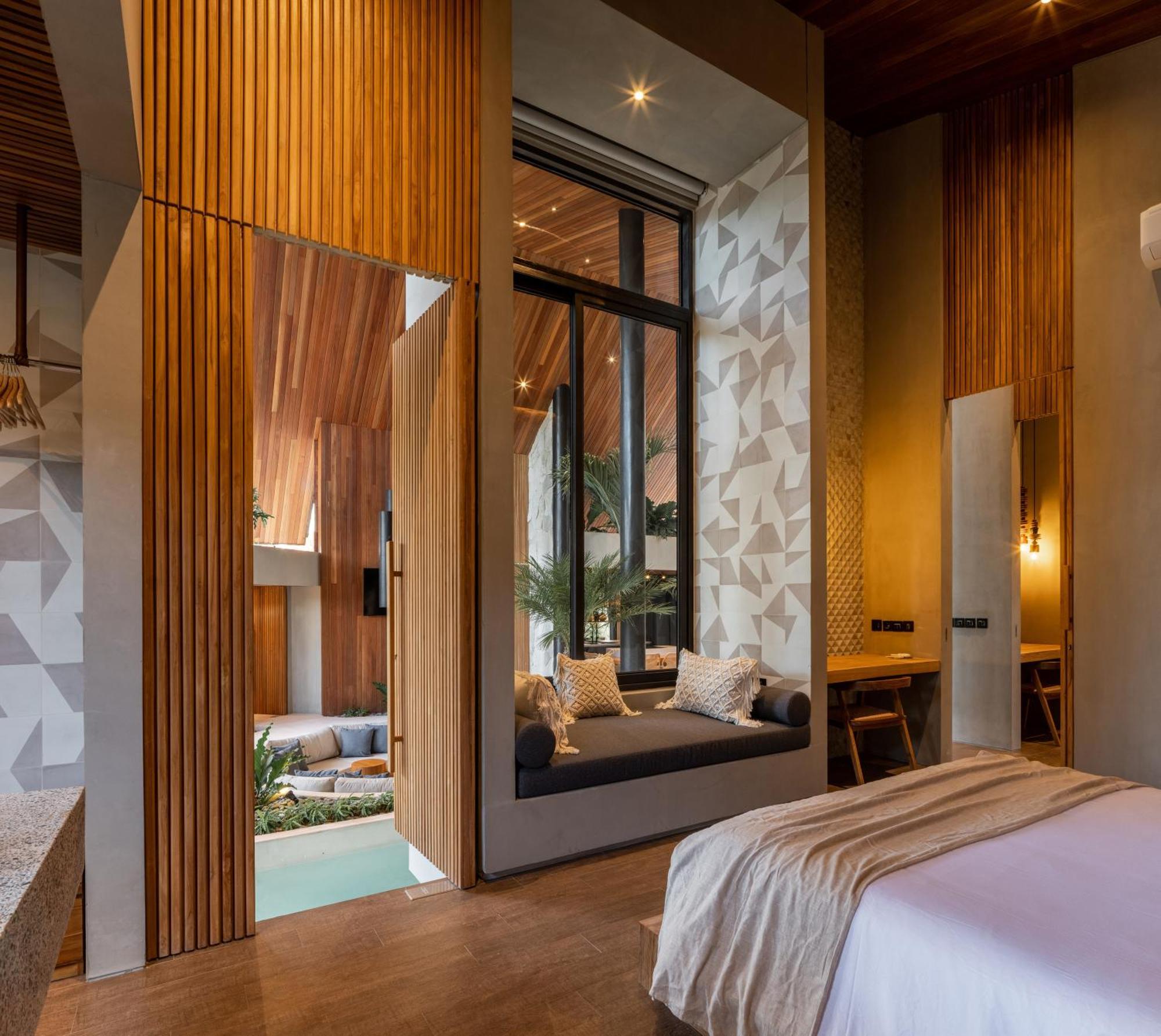 Villa Feh Bali By House Of Winds - Neo Tropical Eden Near Canggu Kerobokan  Exterior photo